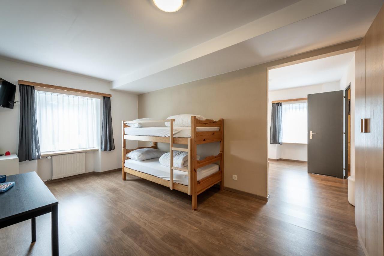 Hotel Greina Rabius Екстер'єр фото