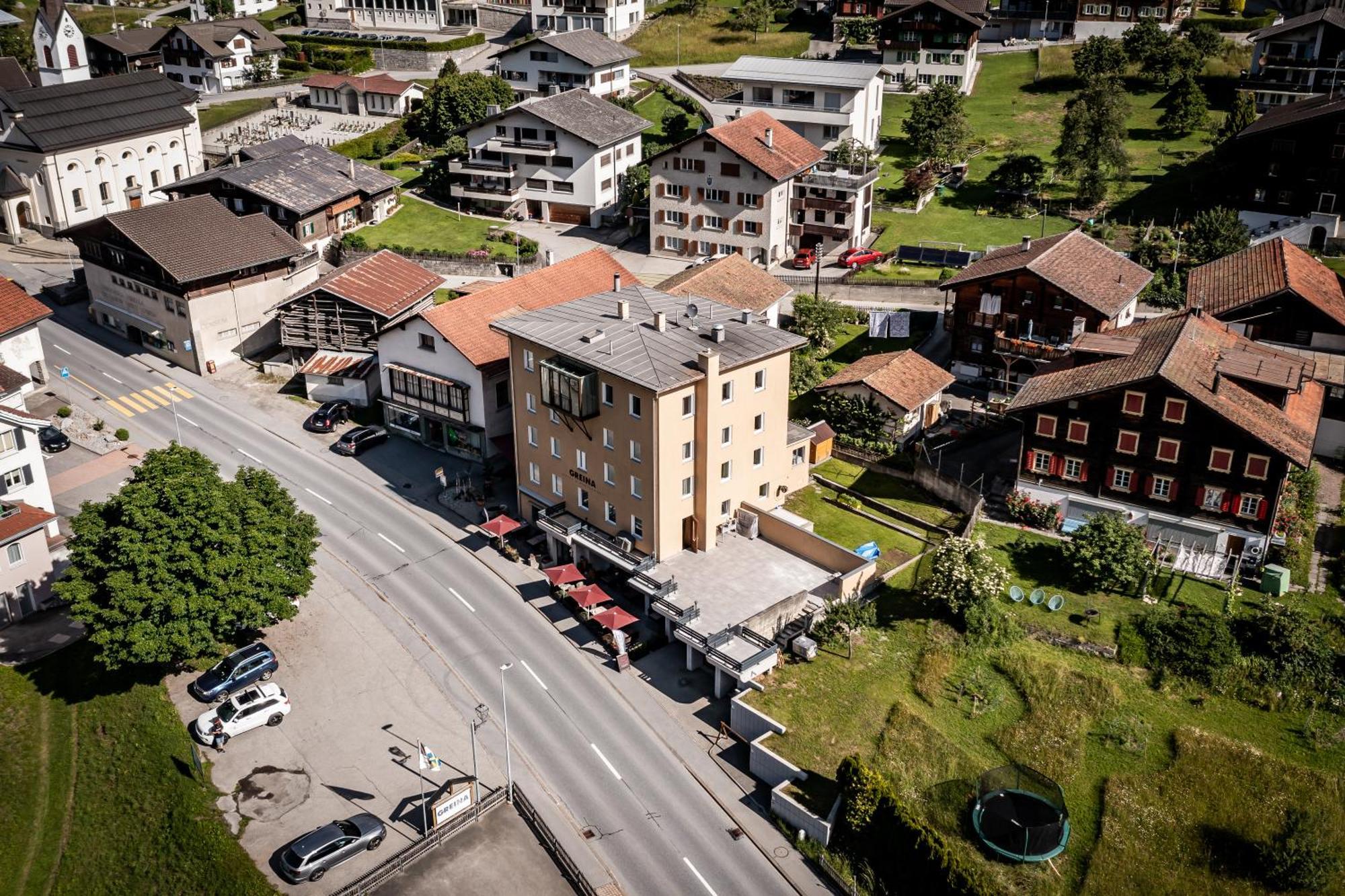 Hotel Greina Rabius Екстер'єр фото